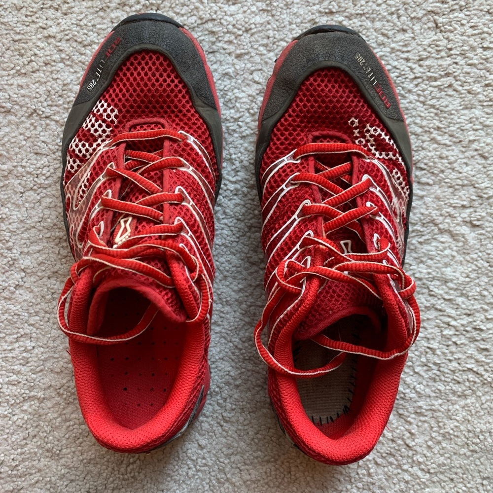 Inov-8 Roclite 285 Trail Runner Women’s 6.5